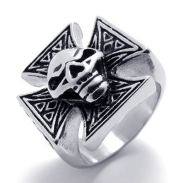 Titanring Mit Kreuzschädel