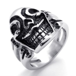 Titanring Mit Totenkopf