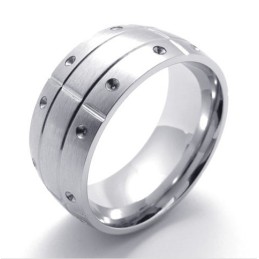 Polierter Titanring