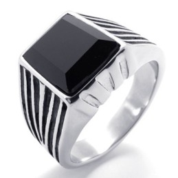 Edelstein-Titanring