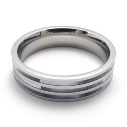 Drei Ringe Polierter Titanring