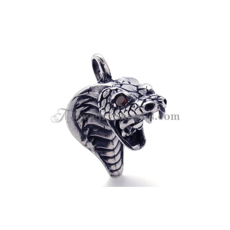 Modischer Cobra-Anhänger Mit Zirkonen Modischer Cobra-Anhänger Mit Zirkonen